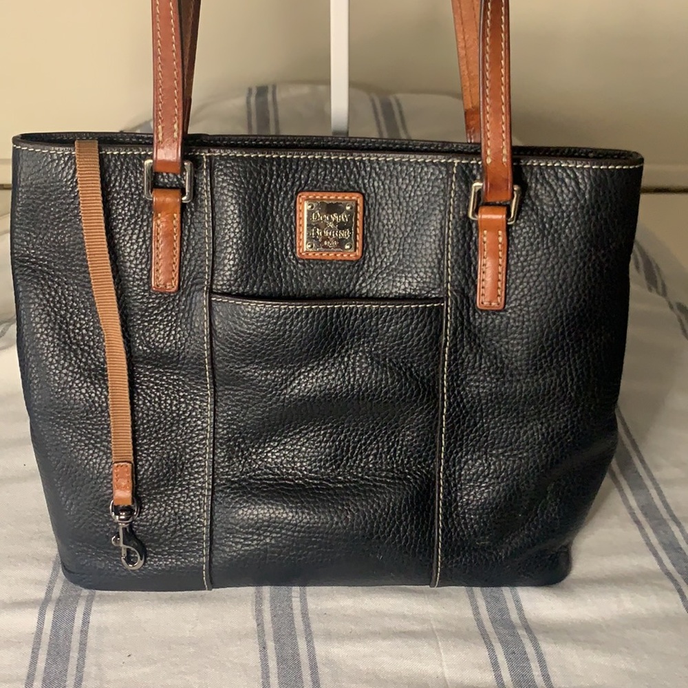 DOONEY & BOURKE TOTE